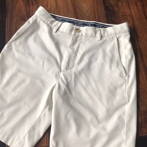Vineyard Vines  Links Performance Shorts
